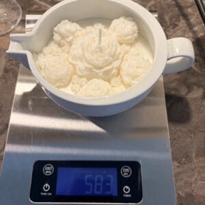 Kaars Boomgaard in schenkpot met bloemen - Afbeelding 4